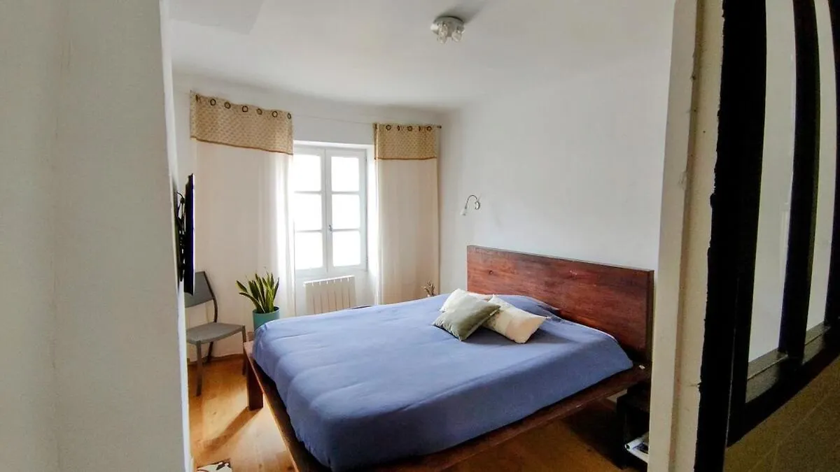 Maison Triplex Atypique Centre-Historique 140 M2 Embrun