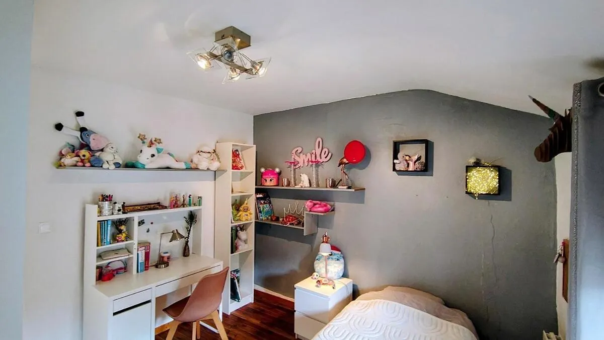Maison Triplex Atypique Centre-Historique 140 M2 Embrun
