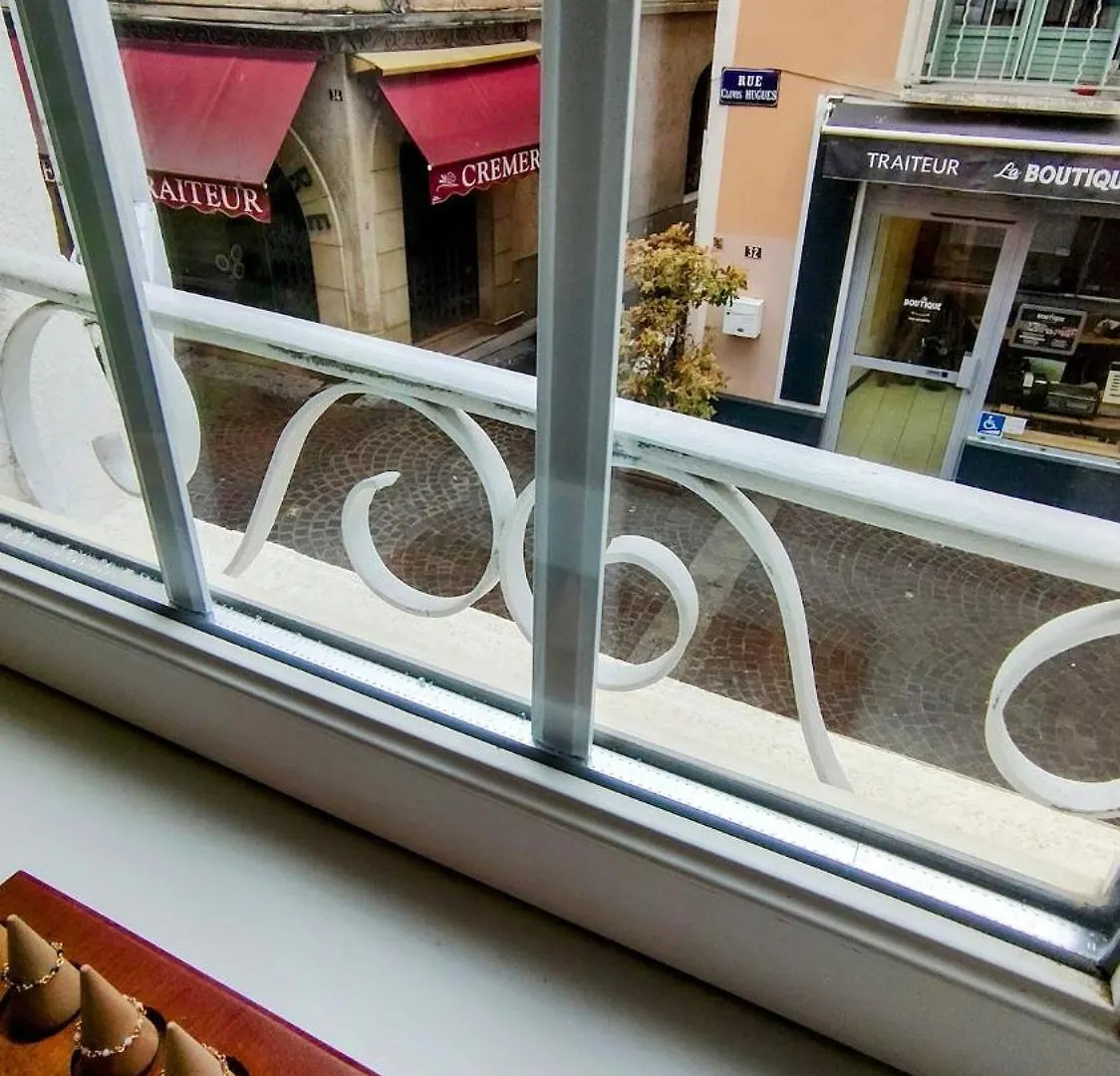 Holiday home Maison Triplex Atypique Centre-Historique 140 M2 Embrun France